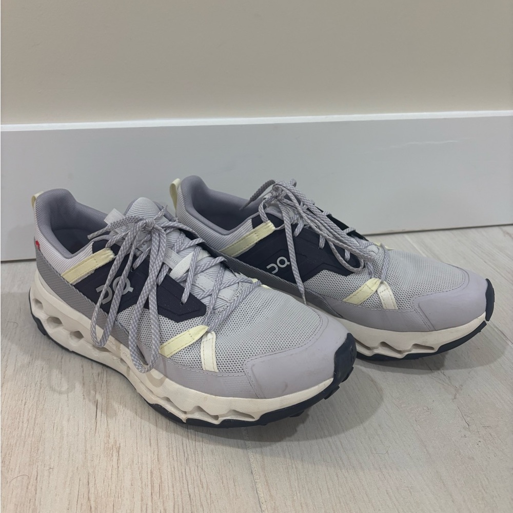 On Cloud women’s 11